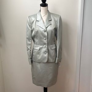 Jones New York Jacket and Skirt Suit
